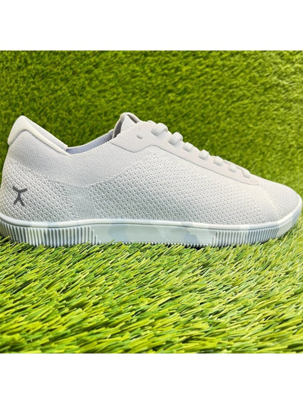 Flux Footwear Adapt Trainer Gray Mens Size 10.5 Athletic Knit Shoes Sneakers